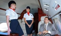 英國空姐爆料視頻大全,揭秘航空業(yè)不為人知的幕后故事