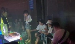 夜店最新爆料視頻,揭秘明星幕后狂歡瞬間