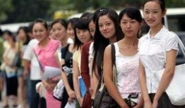 英國空姐爆料視頻大全,揭秘航空業(yè)不為人知的幕后故事